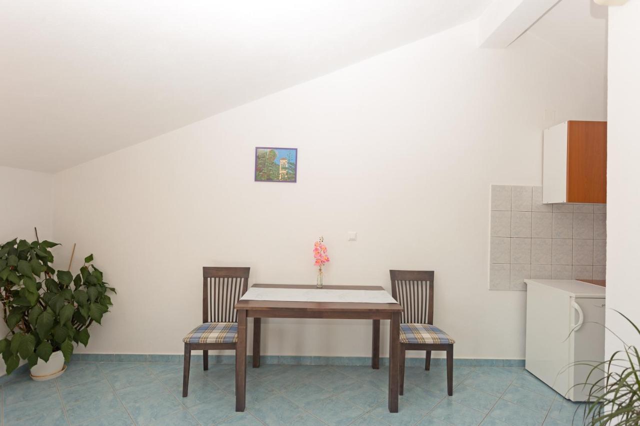 Apartments Dora Hvar Town Exterior photo