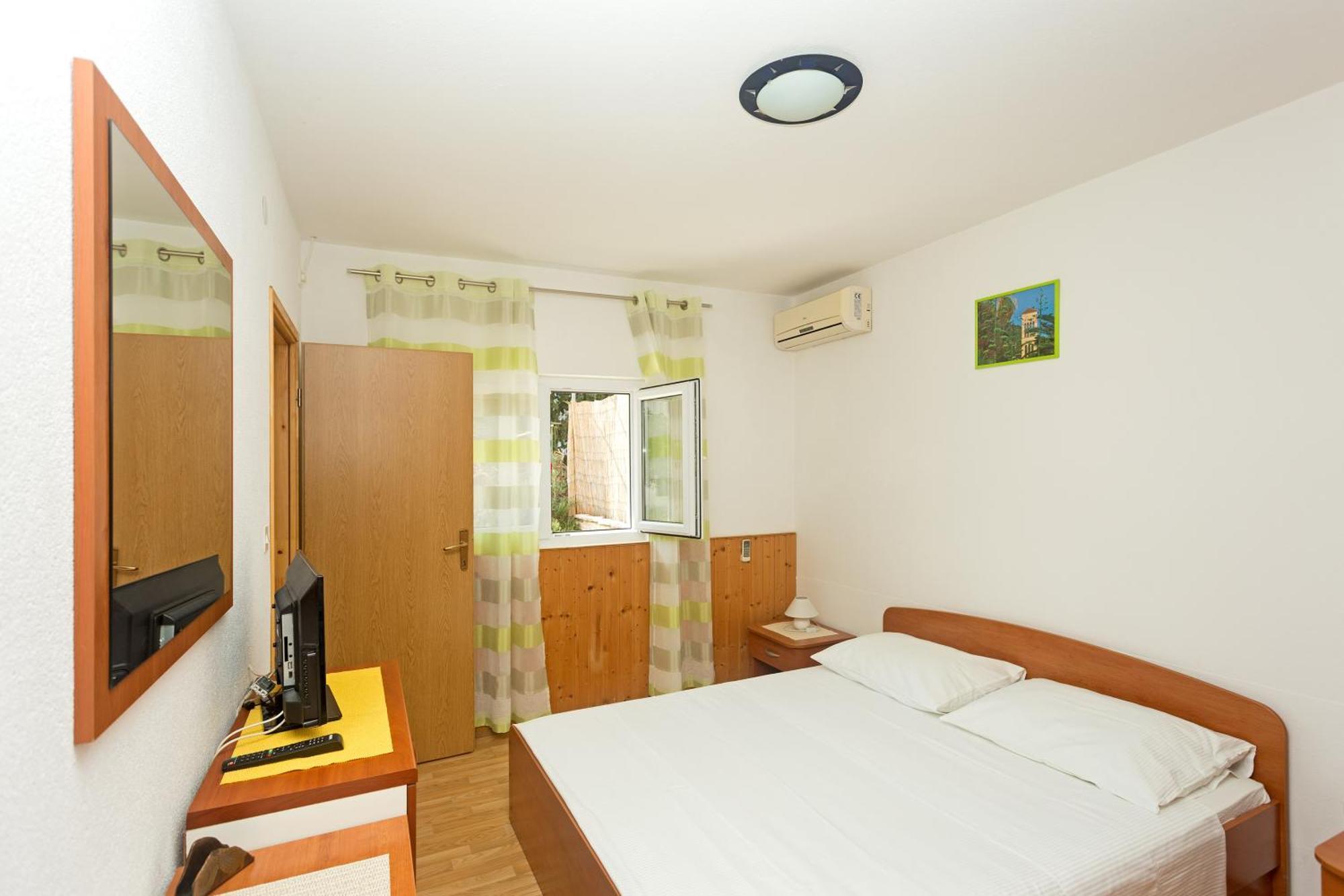 Apartments Dora Hvar Town Exterior photo